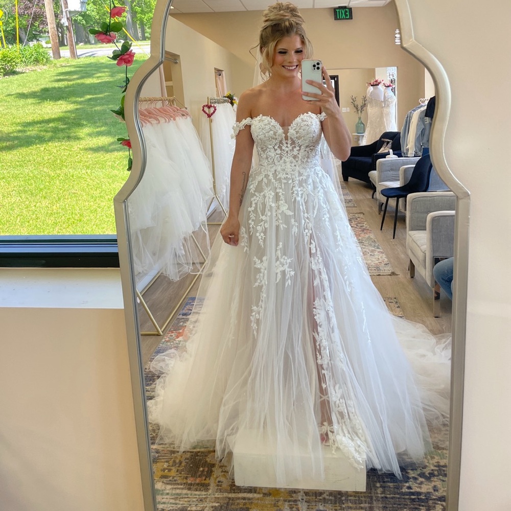 Blue by Enzoani: Natsuko wedding dress